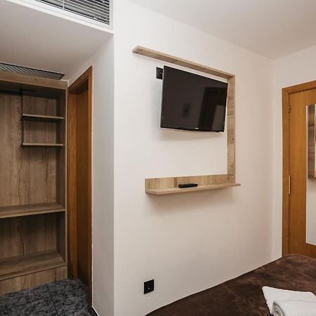 La Trobada Hotel Sport รีโปลล์ ภายนอก รูปภาพ