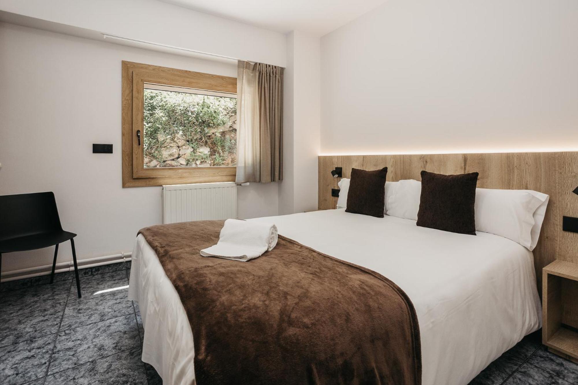 La Trobada Hotel Sport รีโปลล์ ภายนอก รูปภาพ