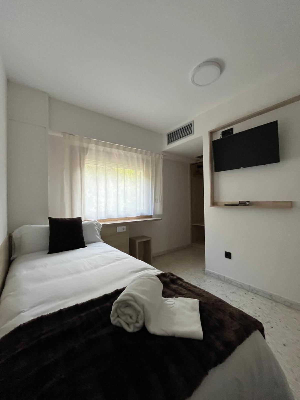 La Trobada Hotel Sport รีโปลล์ ภายนอก รูปภาพ